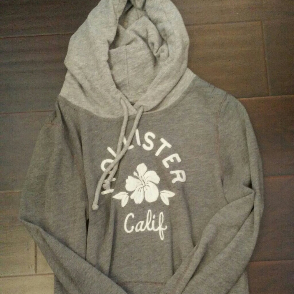 GREY HOLLISTER HOODIE